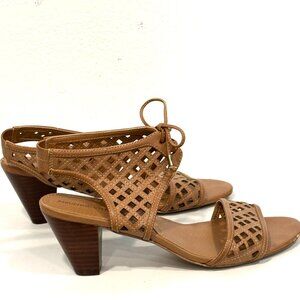 Adrienne Vittadini Heels Sandals Brown Cut Out Design Tied Closure Womens Sz 8.5